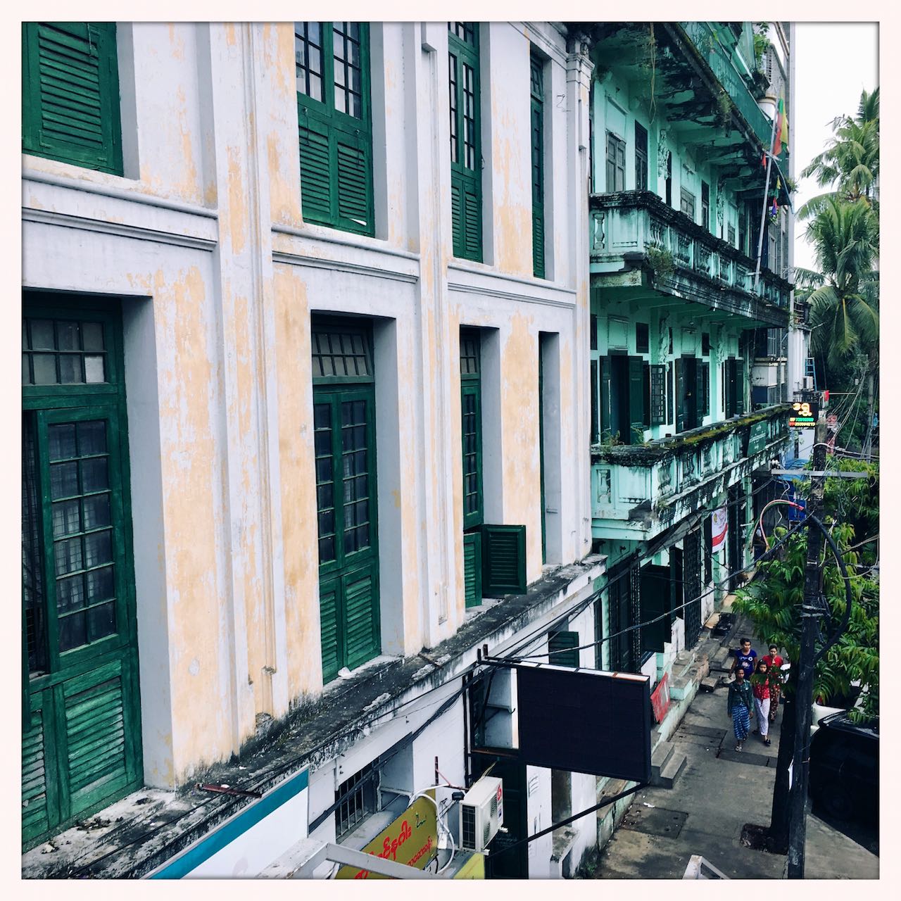 Taking a wander in Downtown Yangon